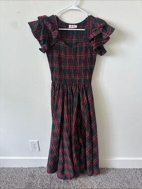 Ivy City Co Hattie Dress in Red & Green Plaid